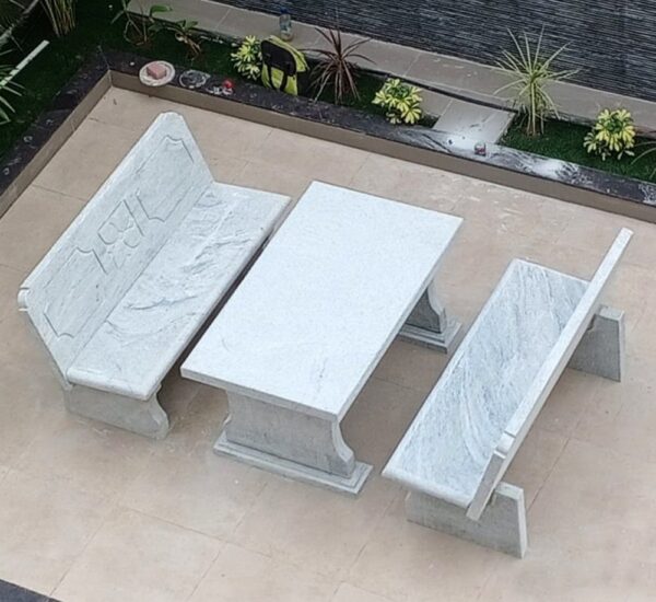 Tables and chairs - Image 4